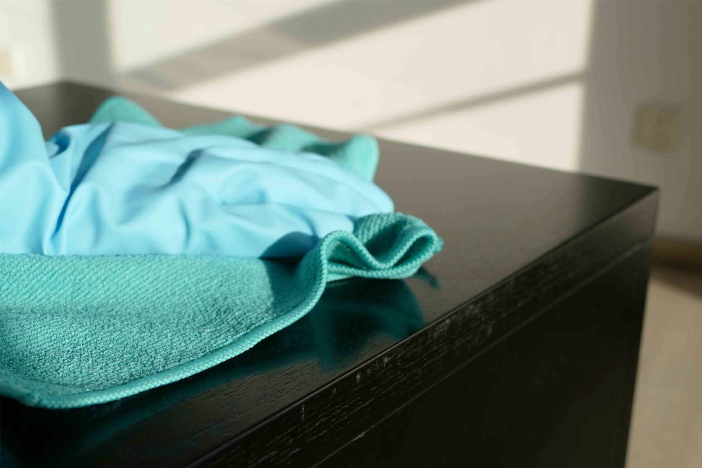 MULTI-FUNCTION MICROFIBER WIPING CLOTH